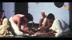 Pakalin Chithayeriyum Song